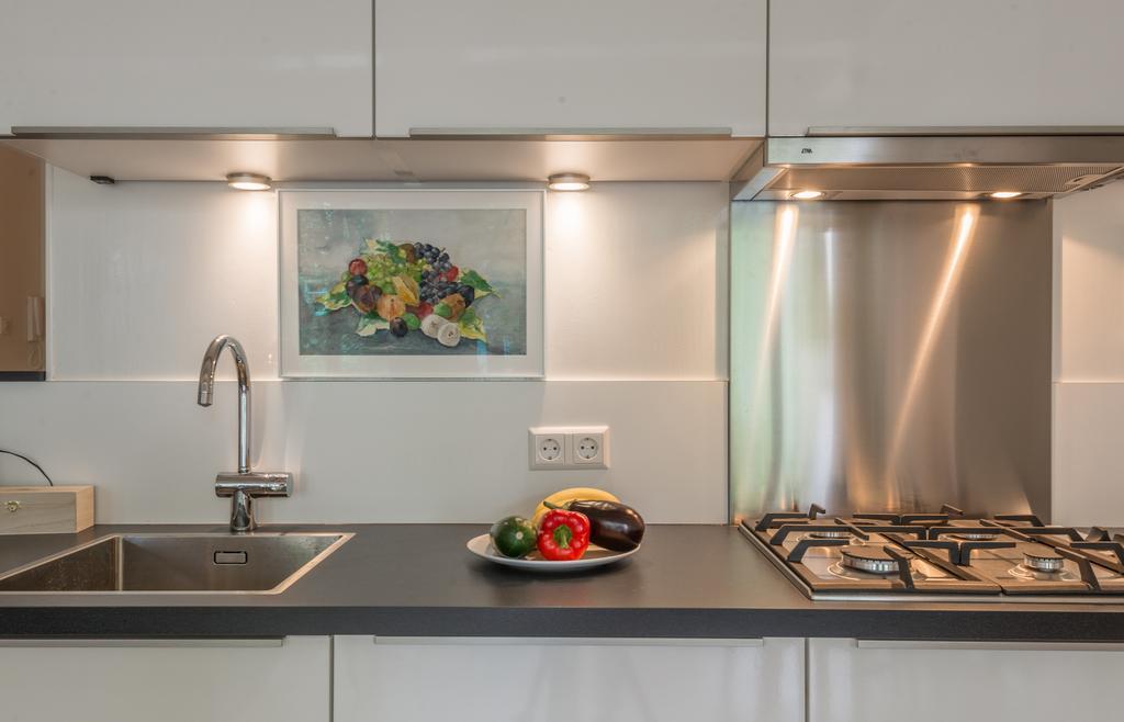 Canal View Amsterdam Apartment Екстер'єр фото